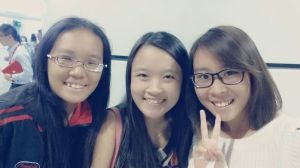 Met up with my secondary school friends, lunch @ Saizeriya. The 3 quite different personalities, but somehow we click. hahahah :) 